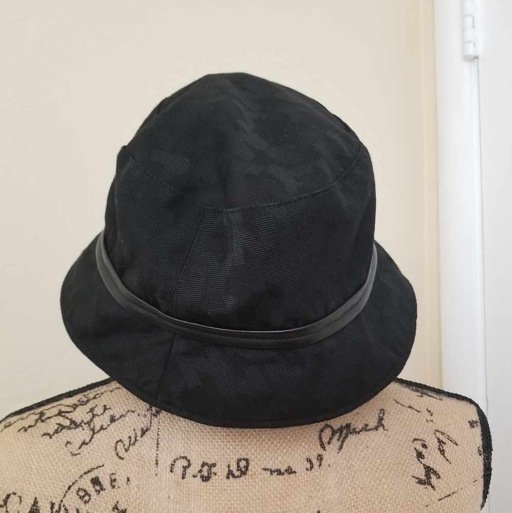 New York & Co Bucket Hat